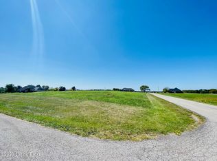 17 Nancy Hanks Dr, Springfield, KY 40069