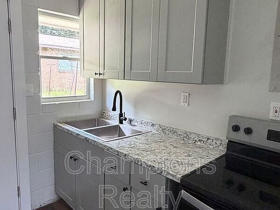 4th image of 3406 Terminal Ct