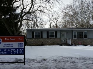 123 Brittany Dr, Chalfont, PA 18914