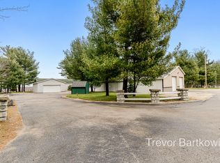 2226 Allenwood Ct, Muskegon, MI 49442