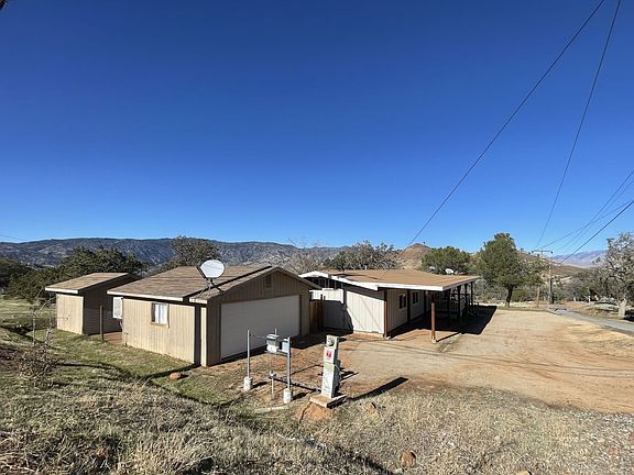 2nd image of 28 Poplar Ln