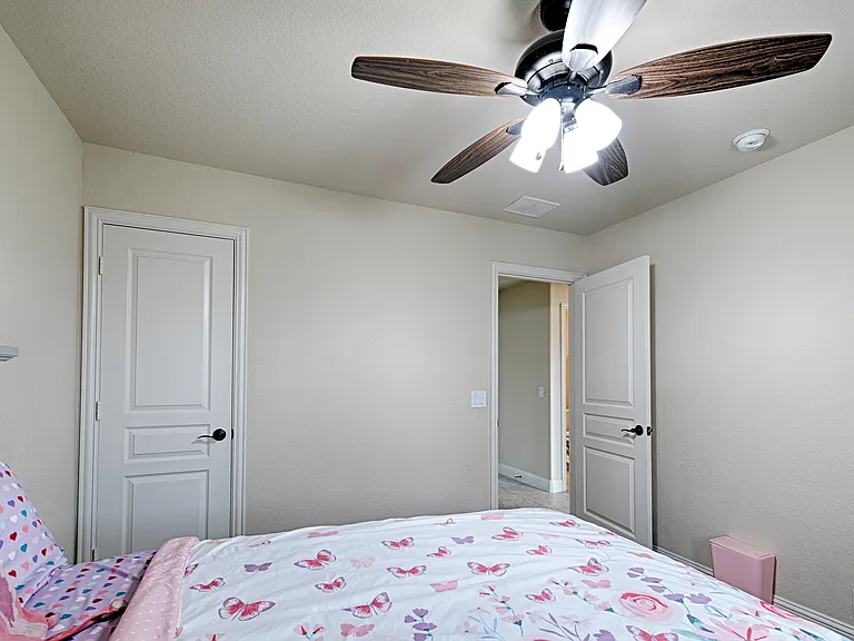 1721 Maplewood Dr — Photo 16