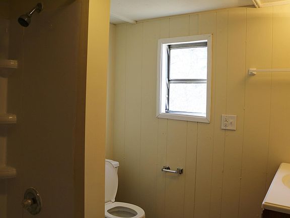 4th image of 137 Jax Dr Lot 4