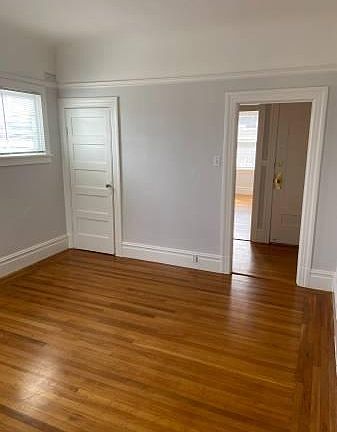 4th image of 44 Henry St