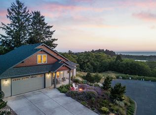 6375 Pelican Point Dr, Neskowin, OR