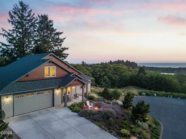 6375 Pelican Point Dr, Neskowin, OR 97149