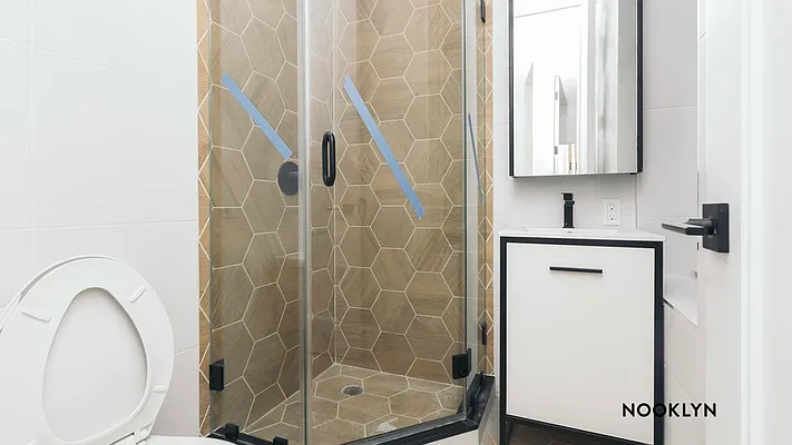 Rented by Nooklyn NYC LLC | media 28