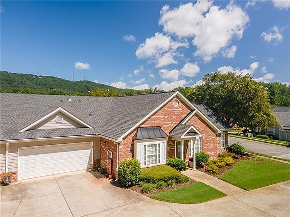 5th image of 1006 Somerton Pl