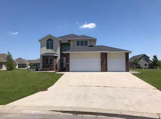 752 Augusta Pl, West Fargo, ND 58078