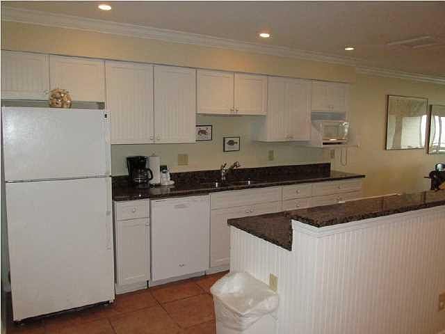 1st image of 6400 Palmetto Dr