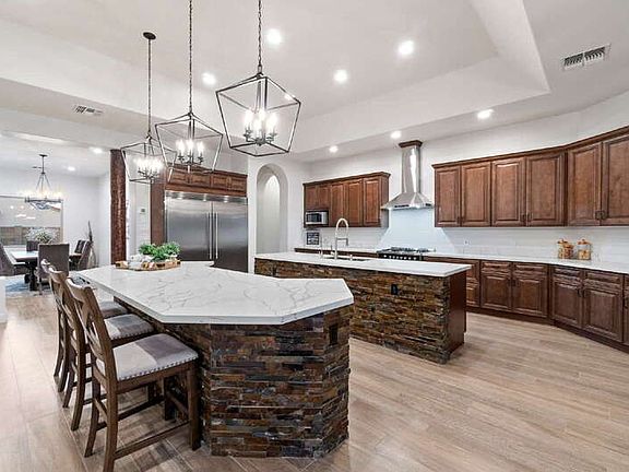 3rd image of 36648 N 27th Ave