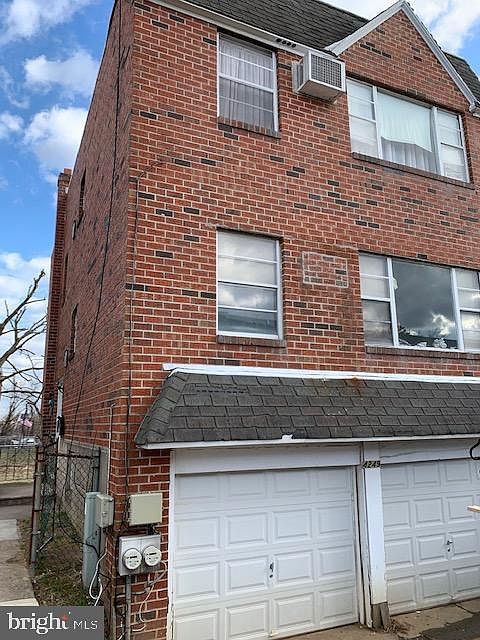 1st image of 4249 Lyman Dr