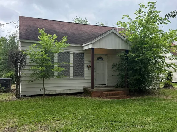 192 Hill Terrace Dr, Nederland, TX 77627