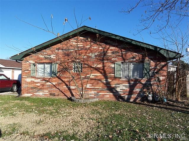 1st image of 3210 Kilarney Dr