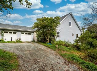 70 Hurricane Ln, Eastern Passage, NS B3G 1S3