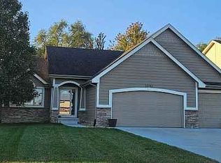 19753 Bellbrook Blvd, Gretna, NE 68028