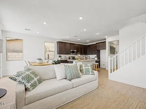 8937 E COVINA Street, Mesa, AZ 85207