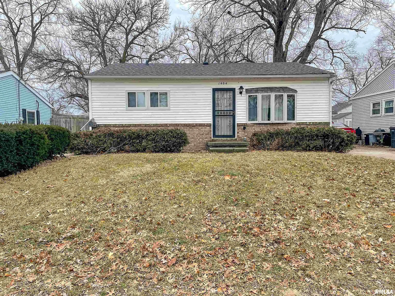 1404 Koch St photo 1