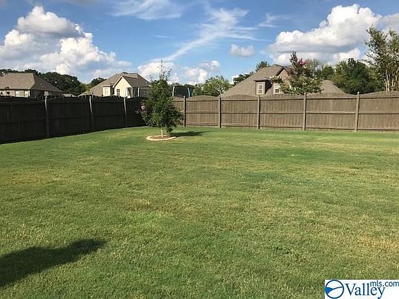 2nd image of 7509 Grayhawk Ct SE