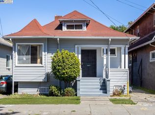 1424 Walnut St, Alameda, CA 94501