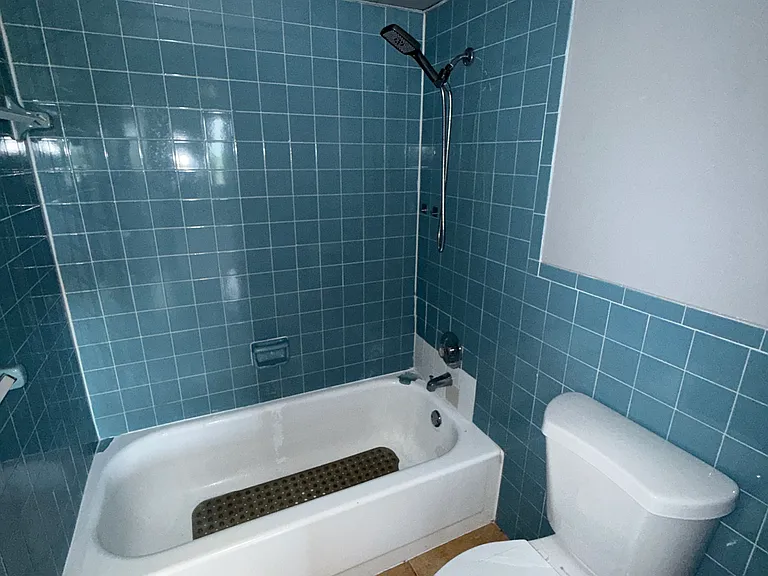 6960 Miami Gardens Dr #2-431A — Photo 10
