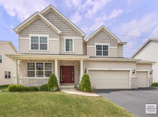 732 N Sleepy Hollow Ln, Romeoville, IL 60446