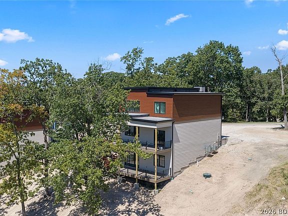 2nd image of 66 Daisy Rd