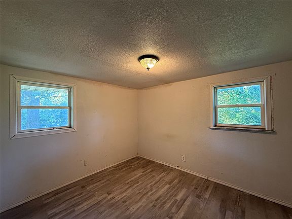 5th image of 1818 W Martin Luther King St