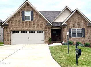 7832 Saddlebrooke Dr, Knoxville, TN 37938