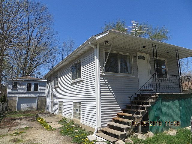 1st image of 35708 N Lake Dr
