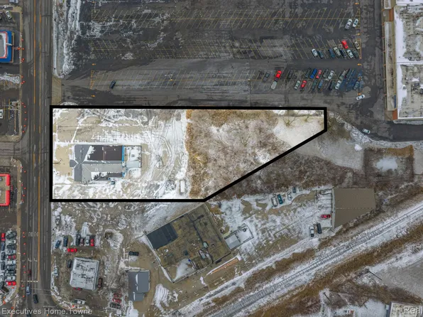 521 24th St, Pt Huron, MI 48060