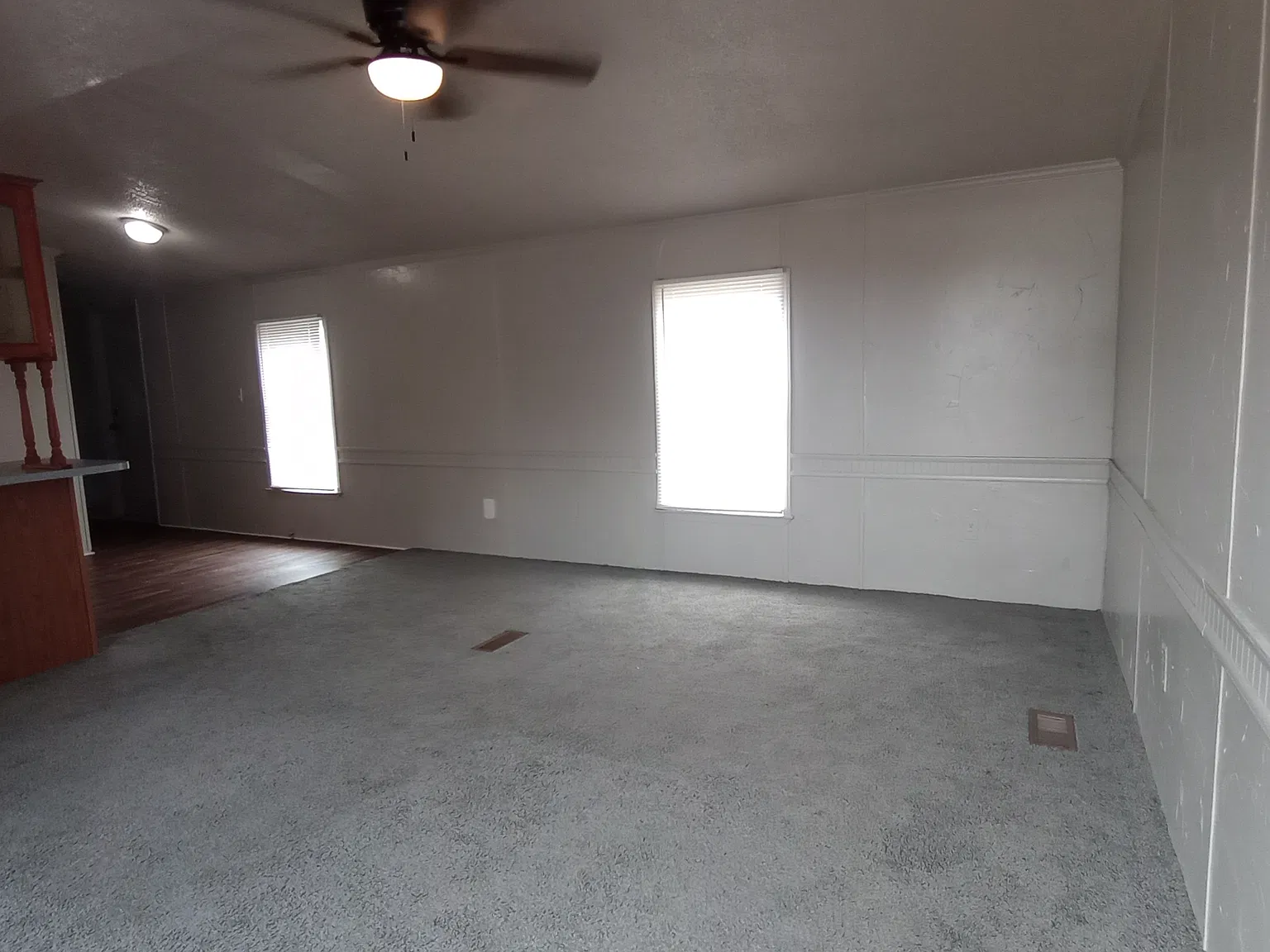 3 bed, 1088 sqft, $799 — Photo 2
