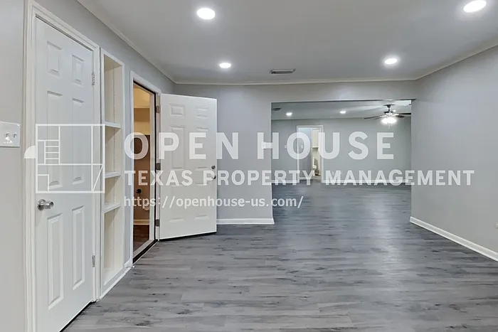 3302 Long Shadows St — Photo 7