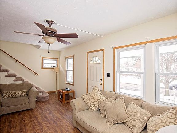 4th image of 4503 Longwood Ave