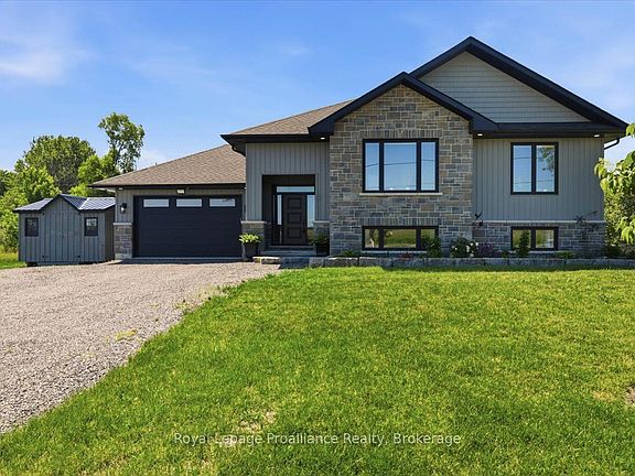 3rd image of 564 Willett Rd