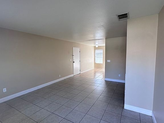 4th image of 2915 Brookside Dr APT D