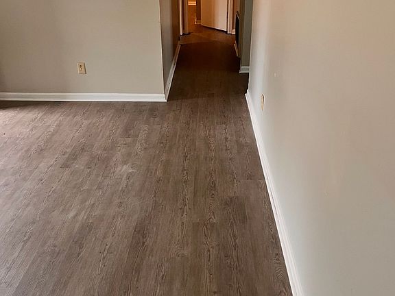 5th image of 7724 Mackie Ln