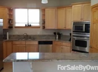 8660 W 49th Cir, Arvada, CO 80002