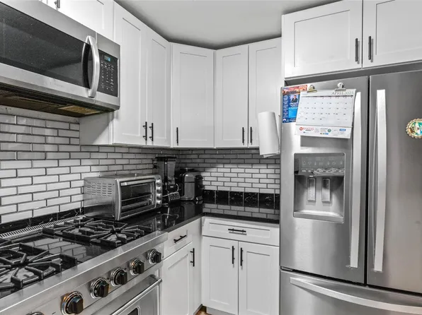 187-15 120th Avenue, Saint Albans, NY 11412