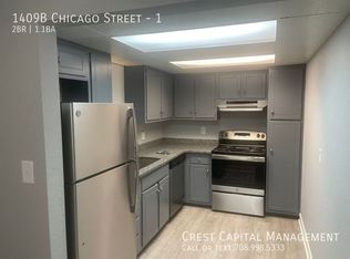 1407 E Chicago St #4, Valparaiso, IN 46383
