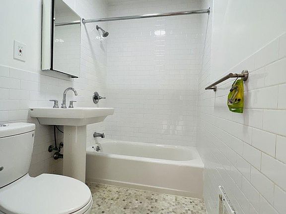 5th image of 73 Saint Marks Ave APT D1