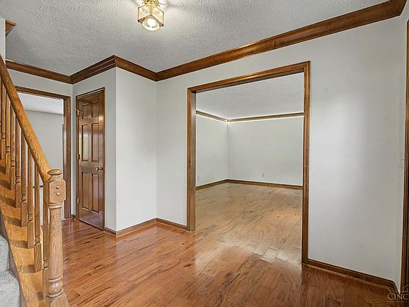 5th image of 8295 Beckett Station Dr