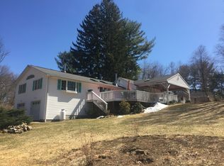 31 Walnut Tree Hill Rd, Sandy Hook, CT 06482