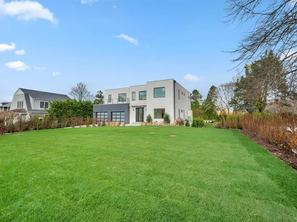 28 Library Avenue, Westhampton Beach, NY 11978