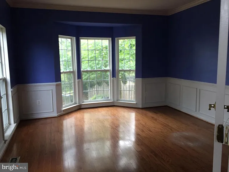 4055 Carrick Ct — Photo 5