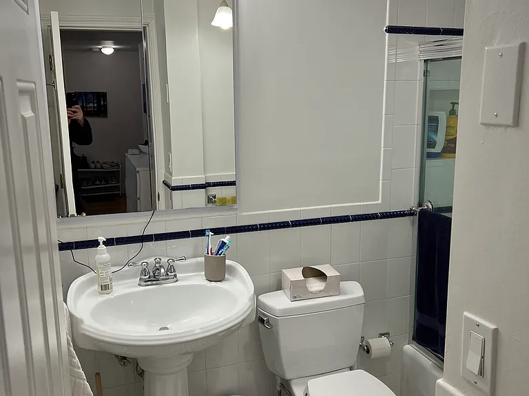 80 Sutherland Rd #3AP — Photo 2