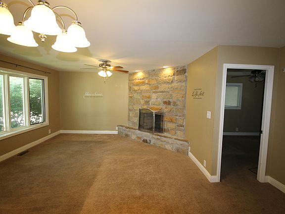 2nd image of 77 Hickory Dr