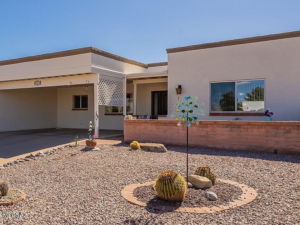 1st image of 210 E Paseo De Golf