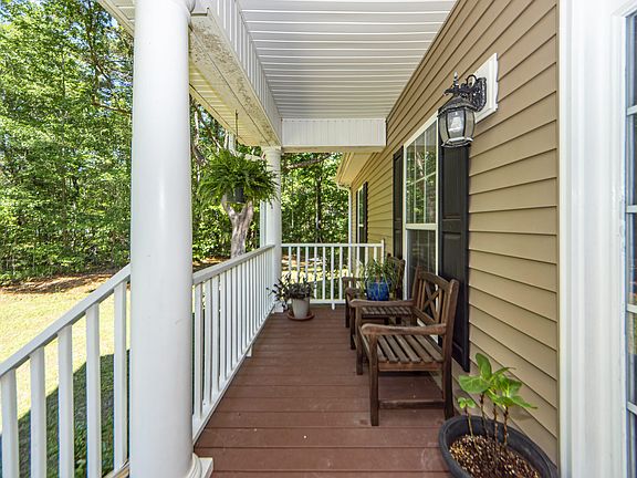 5732 Golden Rice Ln, Ravenel, SC 29470 | MLS #24010853 | Zillow