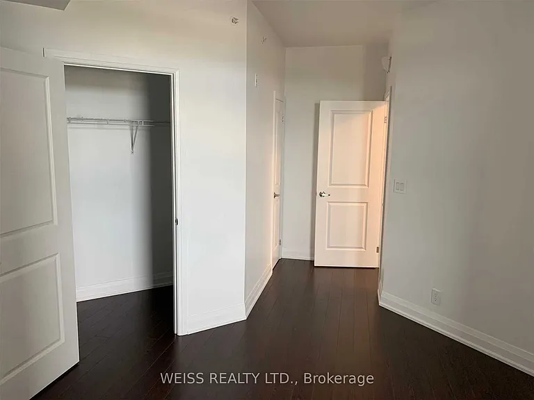 12 Woodstream Blvd #513 — Photo 4